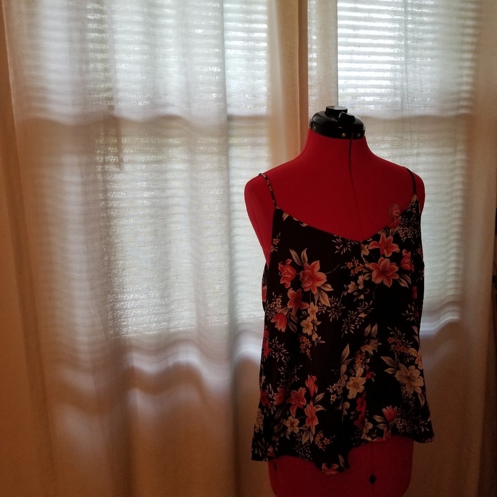 Floral Cami NWT